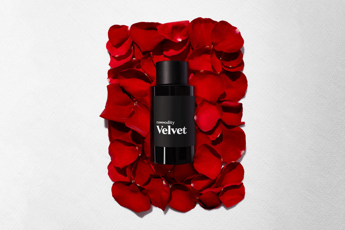 A propósito: a que é que cheiram realmente as fragrâncias de rosas?